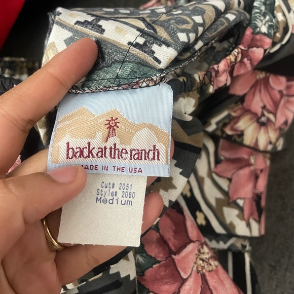 Back at the ranch printed off shoulder blouse - Picture 2 of 10